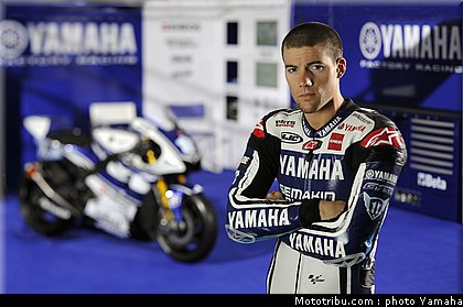 spies_07_motogp_2012_team_yamaha.jpg