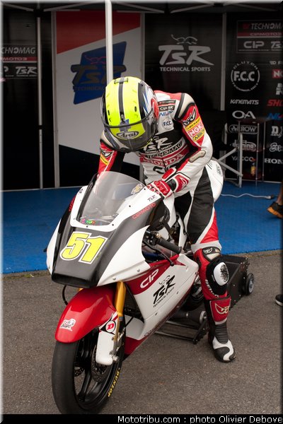 kenta_fuji_5_moto_3_team_cip_carole_2012