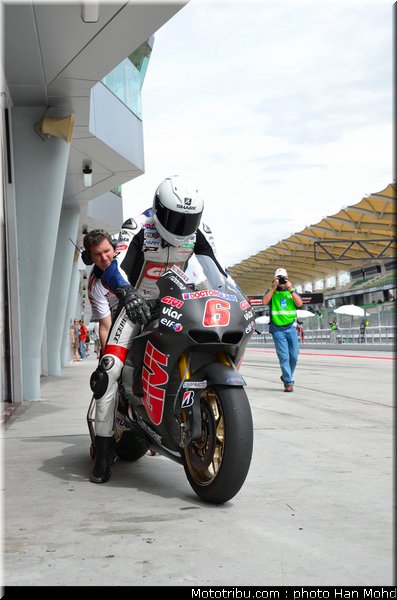 bradl_007_motogp_2012_test_malaisie