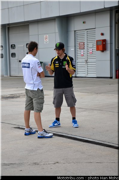 crutchlow_001_motogp_2012_test_malaisie