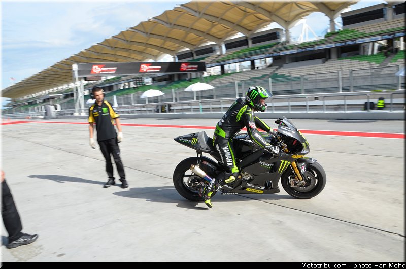 crutchlow_006_motogp_2012_test_malaisie