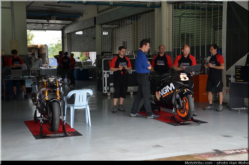 edwards_003_motogp_2012_test_malaisie
