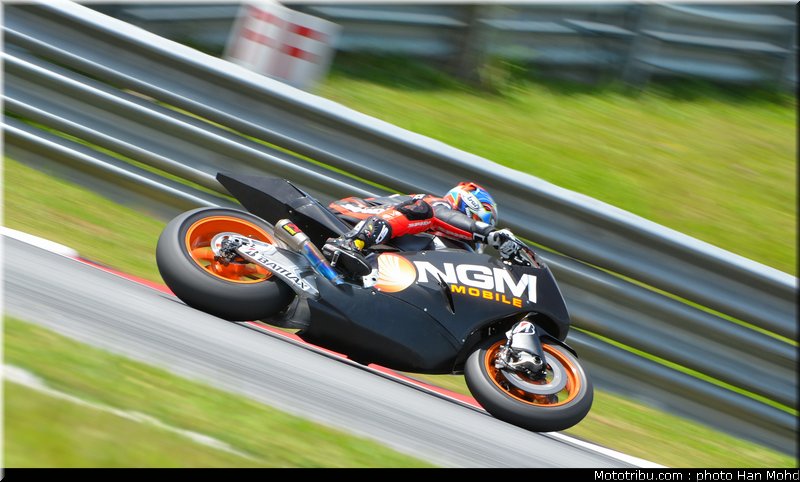 edwards_008_motogp_2012_test_malaisie