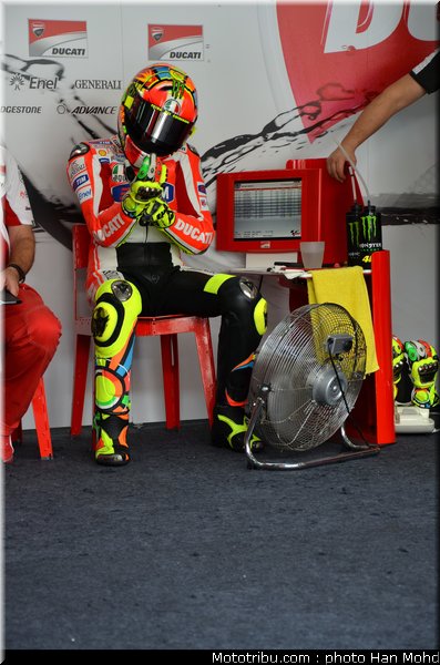 rossi_009_motogp_2012_test_malaisie