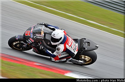 bradl_001_motogp_2012_test_malaisie.jpg