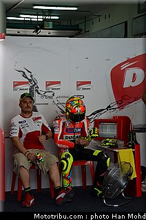 rossi_019_motogp_2012_test_malaisie.jpg