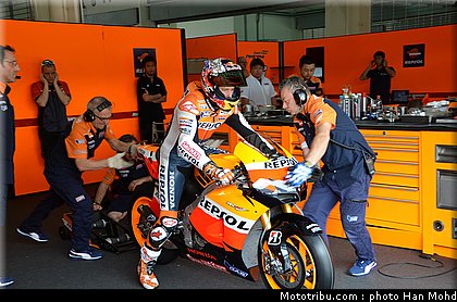 stoner_004_motogp_2012_test_malaisie.jpg