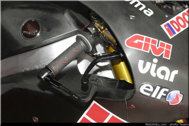 bradl_020_motogp_2012_malaisie_test