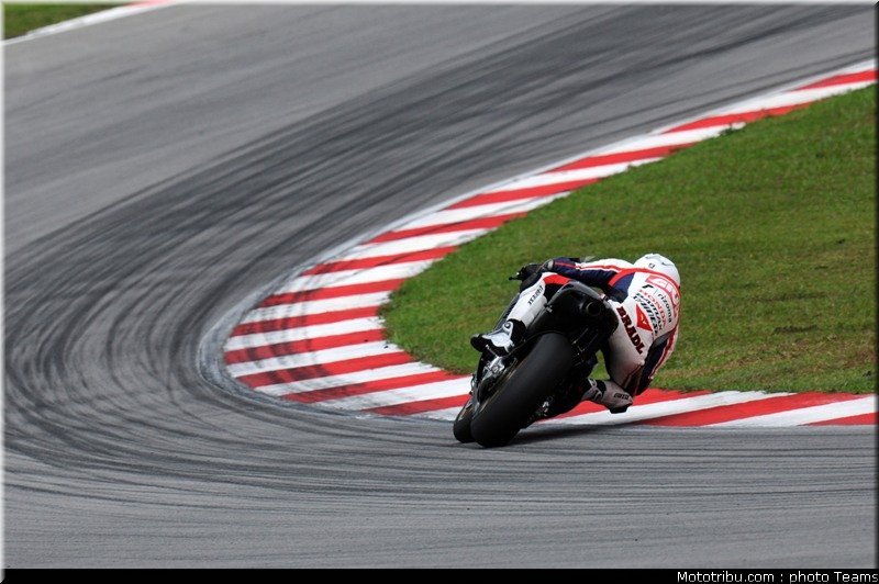 bradl_027_motogp_2012_malaisie_test