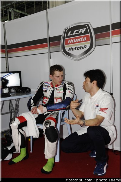 bradl_064_motogp_2012_malaisie_test