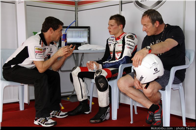 bradl_074_motogp_2012_malaisie_test