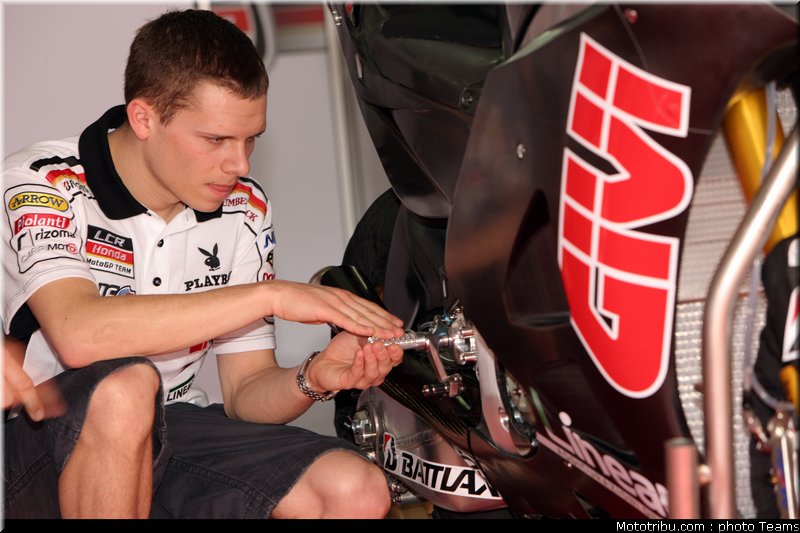 bradl_078_motogp_2012_malaisie_test