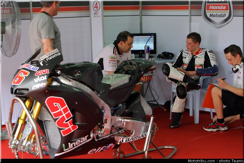 bradl_083_motogp_2012_malaisie_test