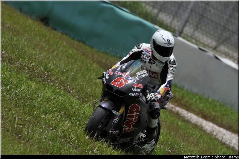 bradl_097_motogp_2012_malaisie_test