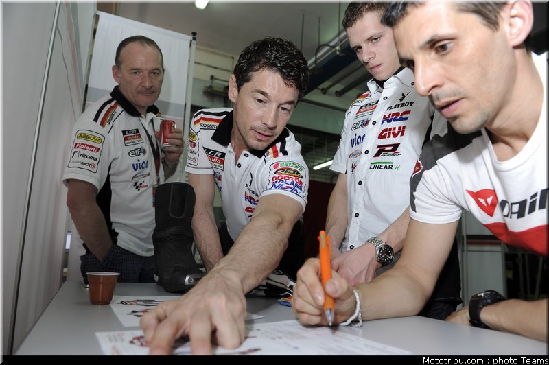 bradl_099_motogp_2012_malaisie_test