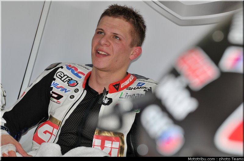 bradl_108_motogp_2012_malaisie_test