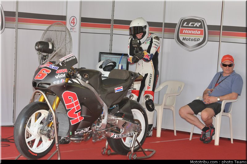 bradl_109_motogp_2012_malaisie_test
