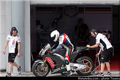 bradl_010_motogp_2012_malaisie_test.jpg