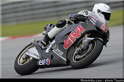 bradl_015_motogp_2012_malaisie_test.jpg