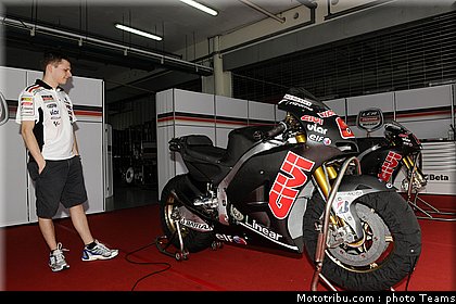 bradl_021_motogp_2012_malaisie_test.jpg
