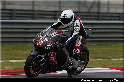 bradl_045_motogp_2012_malaisie_test.jpg