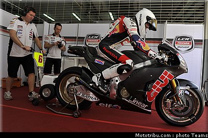 bradl_057_motogp_2012_malaisie_test.jpg