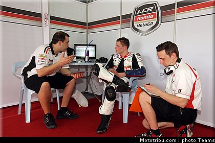 bradl_080_motogp_2012_malaisie_test.jpg