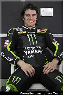 crutchlow_014_motogp_2012_malaisie_test.jpg