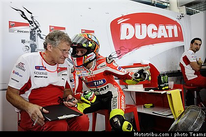 rossi_025_motogp_2012_malaisie_test.jpg