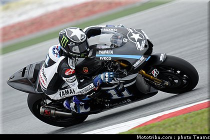 spies_002_motogp_2012_malaisie_test.jpg