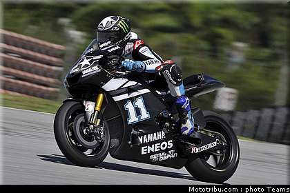 spies_014_motogp_2012_malaisie_test.jpg