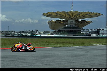 stoner_016_motogp_2012_malaisie_test.jpg