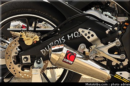 paddock_015_ecole_de_pilotage_zf_grand_prix_zarco_fellon_louis_rossi_ete_2012.jpg