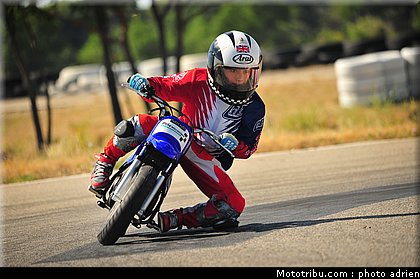 pee_wee_010_ecole_de_pilotage_zf_grand_prix_zarco_fellon_louis_rossi_ete_2012.jpg
