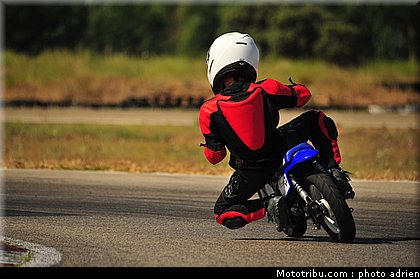 pee_wee_029_ecole_de_pilotage_zf_grand_prix_zarco_fellon_louis_rossi_ete_2012.jpg