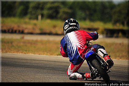 pee_wee_030_ecole_de_pilotage_zf_grand_prix_zarco_fellon_louis_rossi_ete_2012.jpg