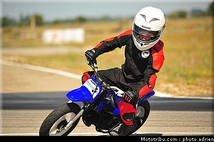 pee_wee_039_ecole_de_pilotage_zf_grand_prix_zarco_fellon_louis_rossi_ete_2012.jpg