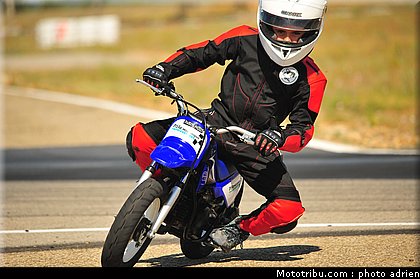 pee_wee_043_ecole_de_pilotage_zf_grand_prix_zarco_fellon_louis_rossi_ete_2012.jpg