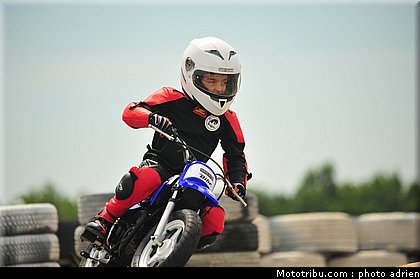 pee_wee_064_ecole_de_pilotage_zf_grand_prix_zarco_fellon_louis_rossi_ete_2012.jpg