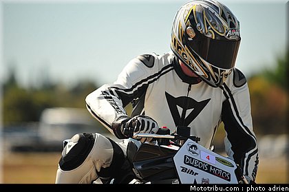 pilotes_063_ecole_de_pilotage_zf_grand_prix_zarco_fellon_louis_rossi_ete_2012.jpg