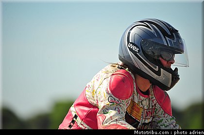 pilotes_064_ecole_de_pilotage_zf_grand_prix_zarco_fellon_louis_rossi_ete_2012.jpg