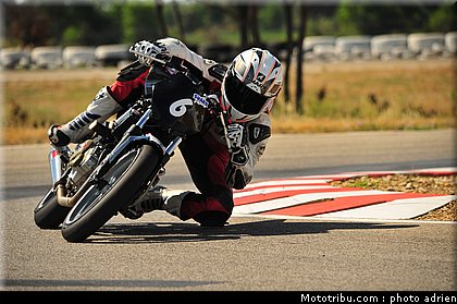 pilotes_083_ecole_de_pilotage_zf_grand_prix_zarco_fellon_louis_rossi_ete_2012.jpg