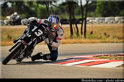 pilotes_091_ecole_de_pilotage_zf_grand_prix_zarco_fellon_louis_rossi_ete_2012.jpg