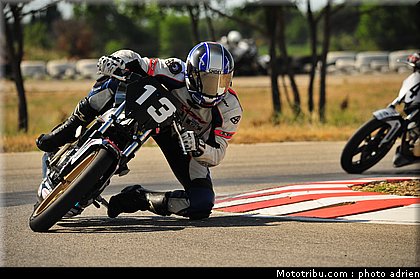 pilotes_092_ecole_de_pilotage_zf_grand_prix_zarco_fellon_louis_rossi_ete_2012.jpg