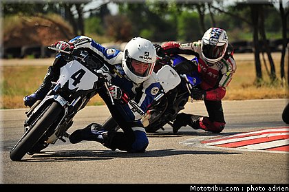 pilotes_093_ecole_de_pilotage_zf_grand_prix_zarco_fellon_louis_rossi_ete_2012.jpg