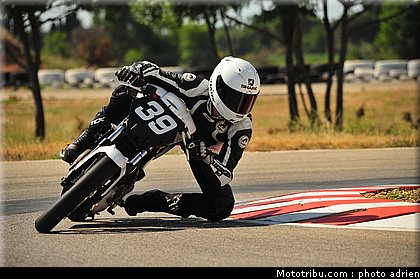 pilotes_095_ecole_de_pilotage_zf_grand_prix_zarco_fellon_louis_rossi_ete_2012.jpg