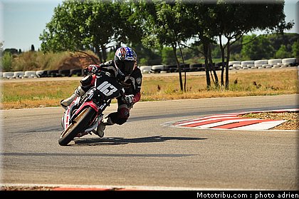 pilotes_111_ecole_de_pilotage_zf_grand_prix_zarco_fellon_louis_rossi_ete_2012.jpg