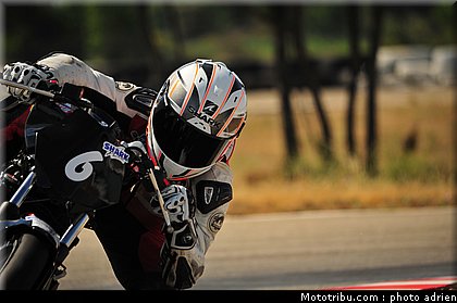pilotes_114_ecole_de_pilotage_zf_grand_prix_zarco_fellon_louis_rossi_ete_2012.jpg