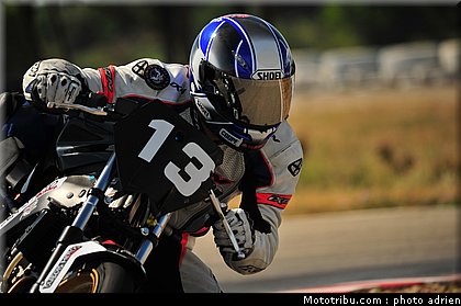 pilotes_117_ecole_de_pilotage_zf_grand_prix_zarco_fellon_louis_rossi_ete_2012.jpg