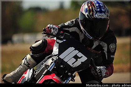 pilotes_121_ecole_de_pilotage_zf_grand_prix_zarco_fellon_louis_rossi_ete_2012.jpg